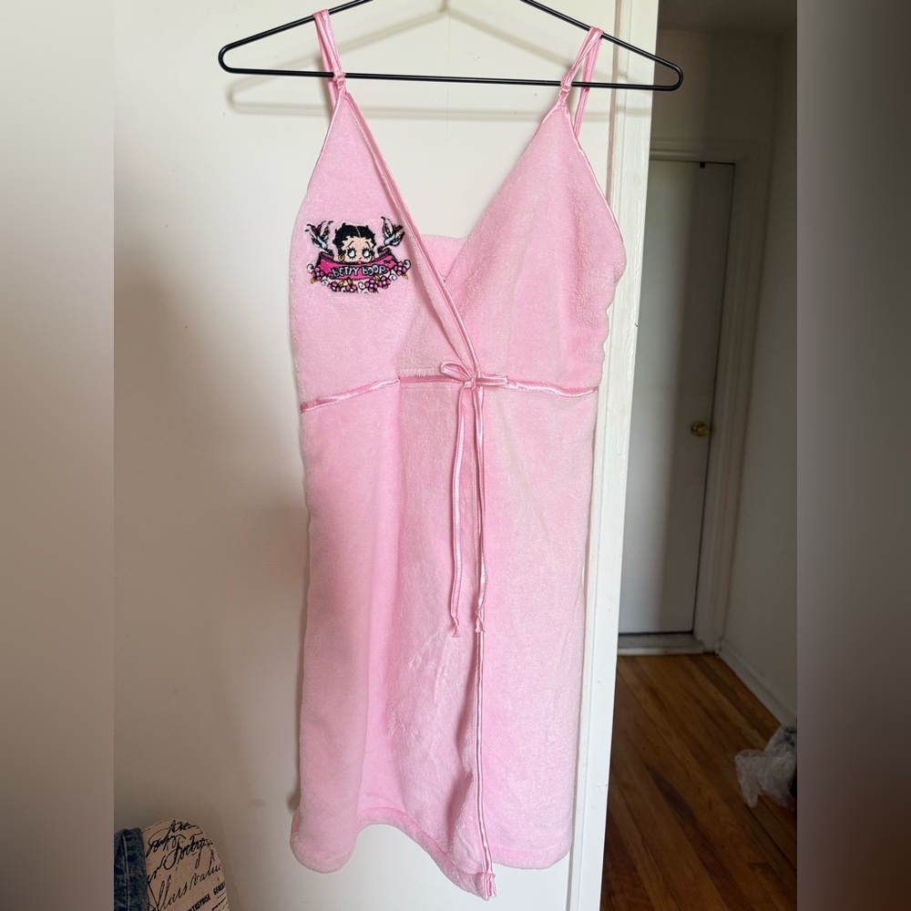 Betty Boop Embroidered Terry Cloth Wrap Nightie